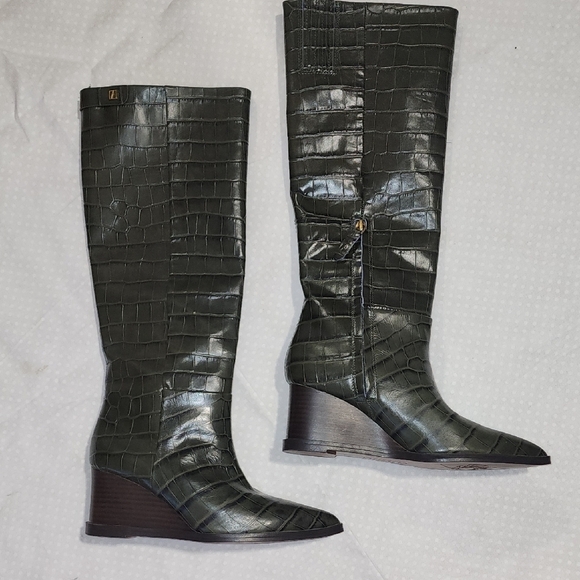 Franco Sarto Green Wedge Boots with Croc Texture - Picture 2 of 10